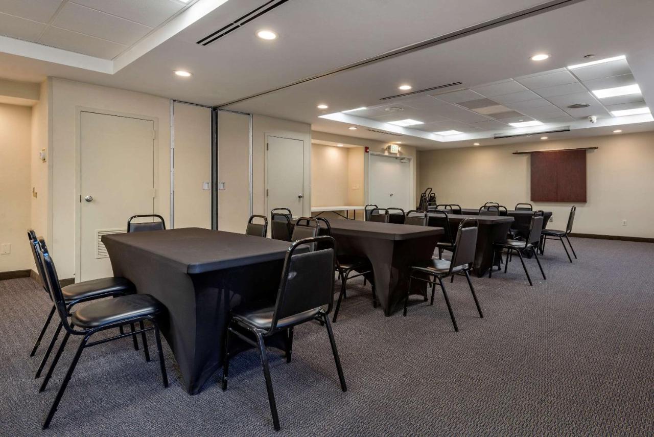 Mainstay Suites Horsham - Philadelphia ภายนอก รูปภาพ