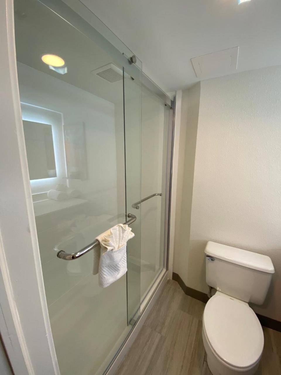 Mainstay Suites Horsham - Philadelphia ภายนอก รูปภาพ